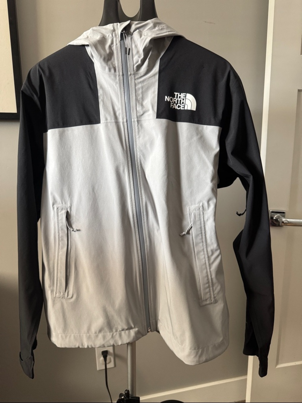 The North Face Black & Light Gray Hooded Softshell Rain Jacket windbreaker New